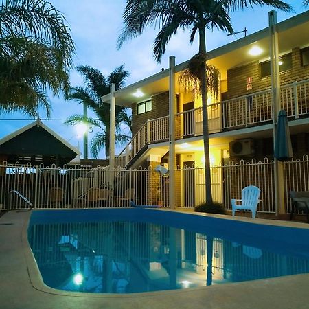 Abel Tasman Waterfront Motel Лейкс-Энтранс Экстерьер фото