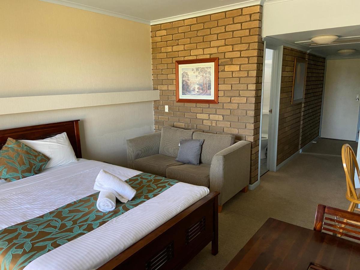 Abel Tasman Waterfront Motel Лейкс-Энтранс Экстерьер фото